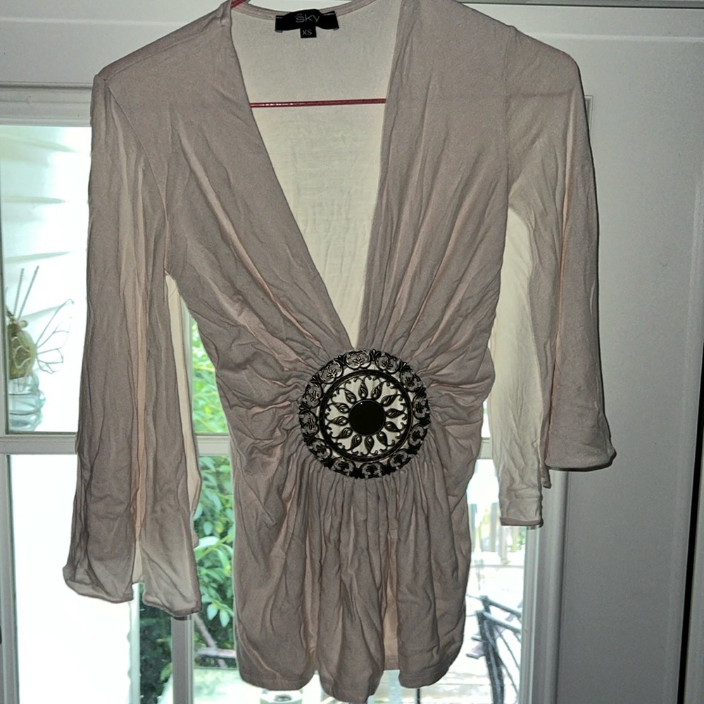 Statement beige top